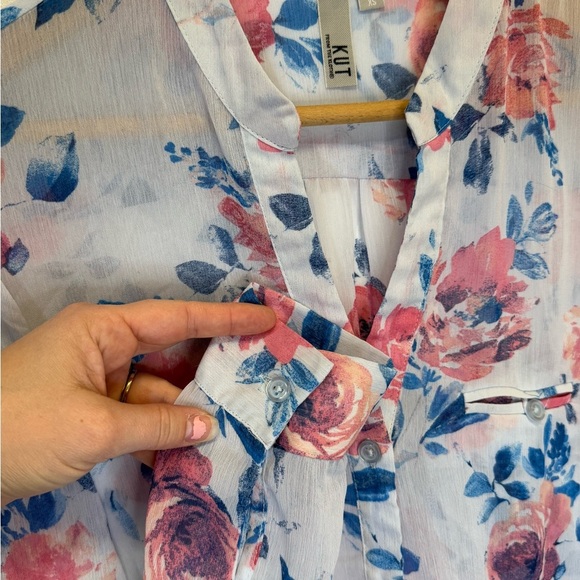 Kut from the Kloth Floral Button Down Shear Top Women’s oversized Size XS - Picture 6 of 15